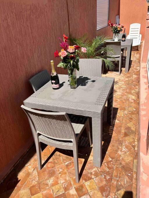 Appartement Haut Standing 3 Chambres Avec Terasse Quartier Gueliz Hivernage A Marrakech I19 Marrakesh Exterior foto